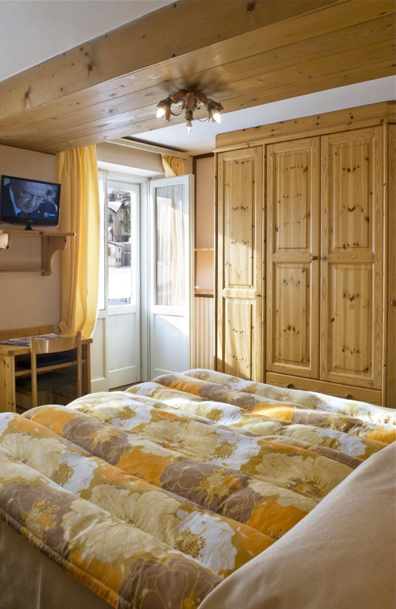 Hotel Pontechiesa Cortina d'Ampezzo Zimmer foto