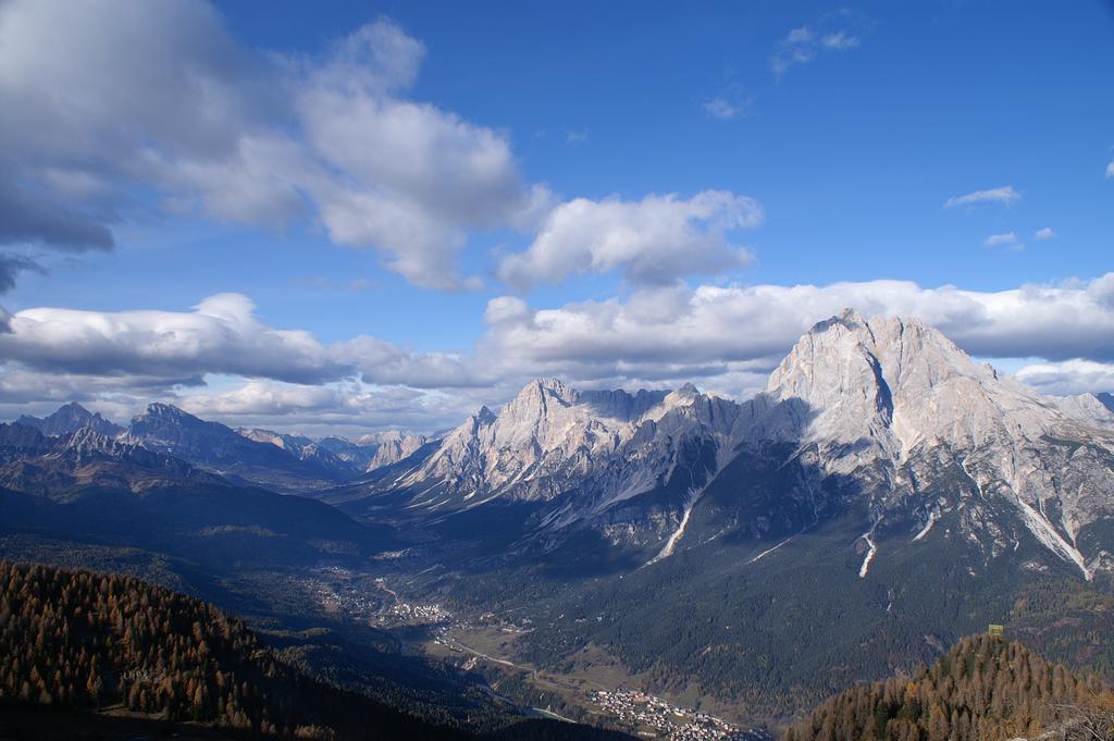 Hotel Pontechiesa Cortina d'Ampezzo Exterior foto